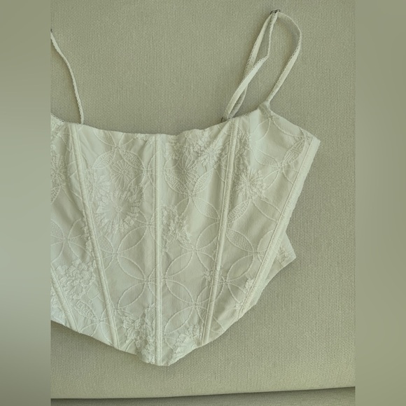 Like New - Whitefox White Corset/Bustier - Picture 4 of 4